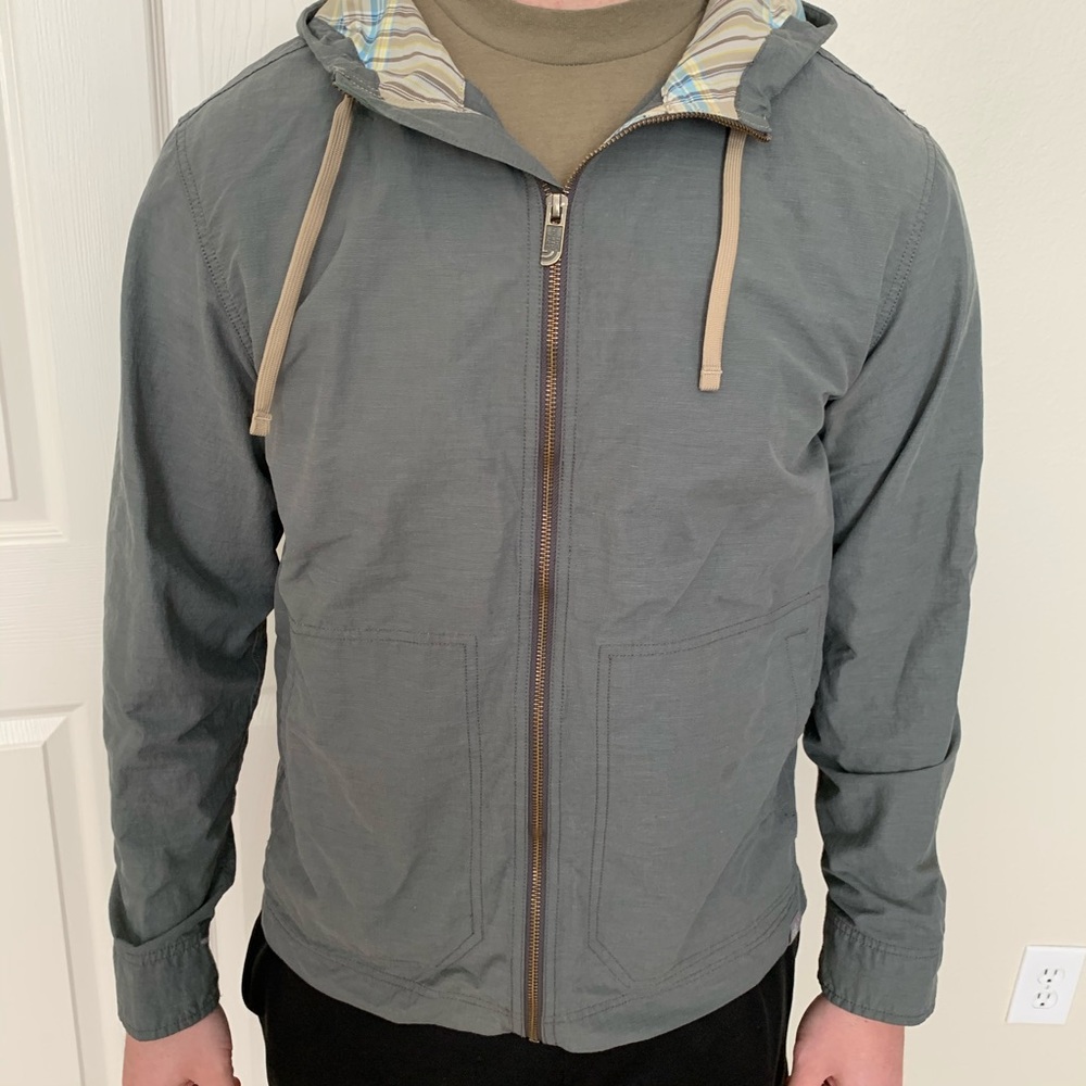 The North Face Men’s lightweight jacket